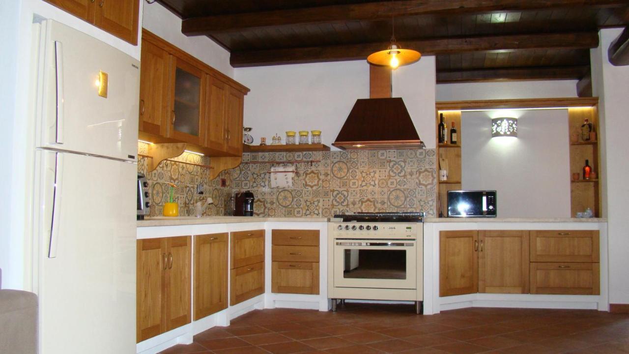 Ferienwohnung Bella Casa Con Giardino A 10 Minuti Dal Mare Aglientu Exterior foto